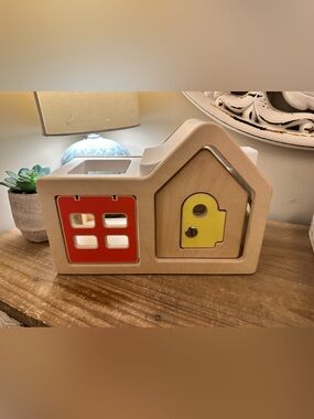 Lovevery Stackable Wooden Toy Houses Set